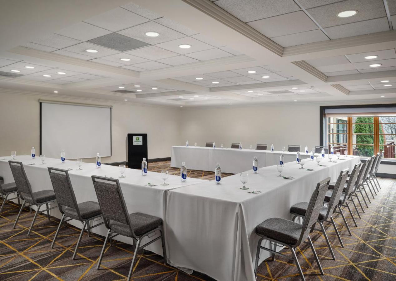 Holiday Inn Boston - Dedham Hotel & Conference Center By Ihg Exterior photo